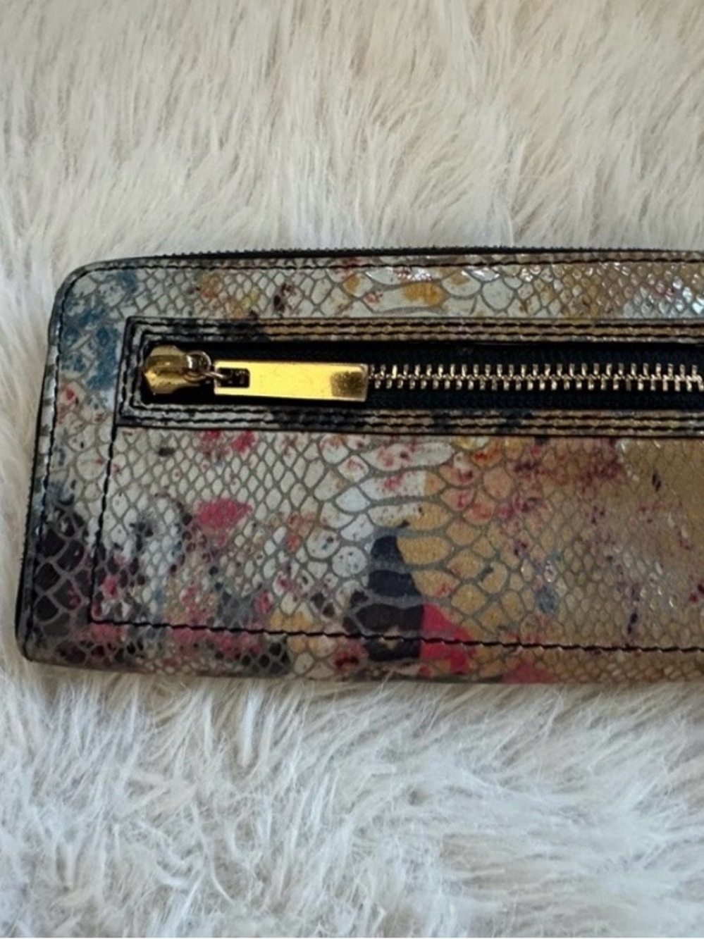 Tory Burch Multicolor Snake-Print Zip Card Wallet with Gold Hardware Zip around - Picture 5 of 16